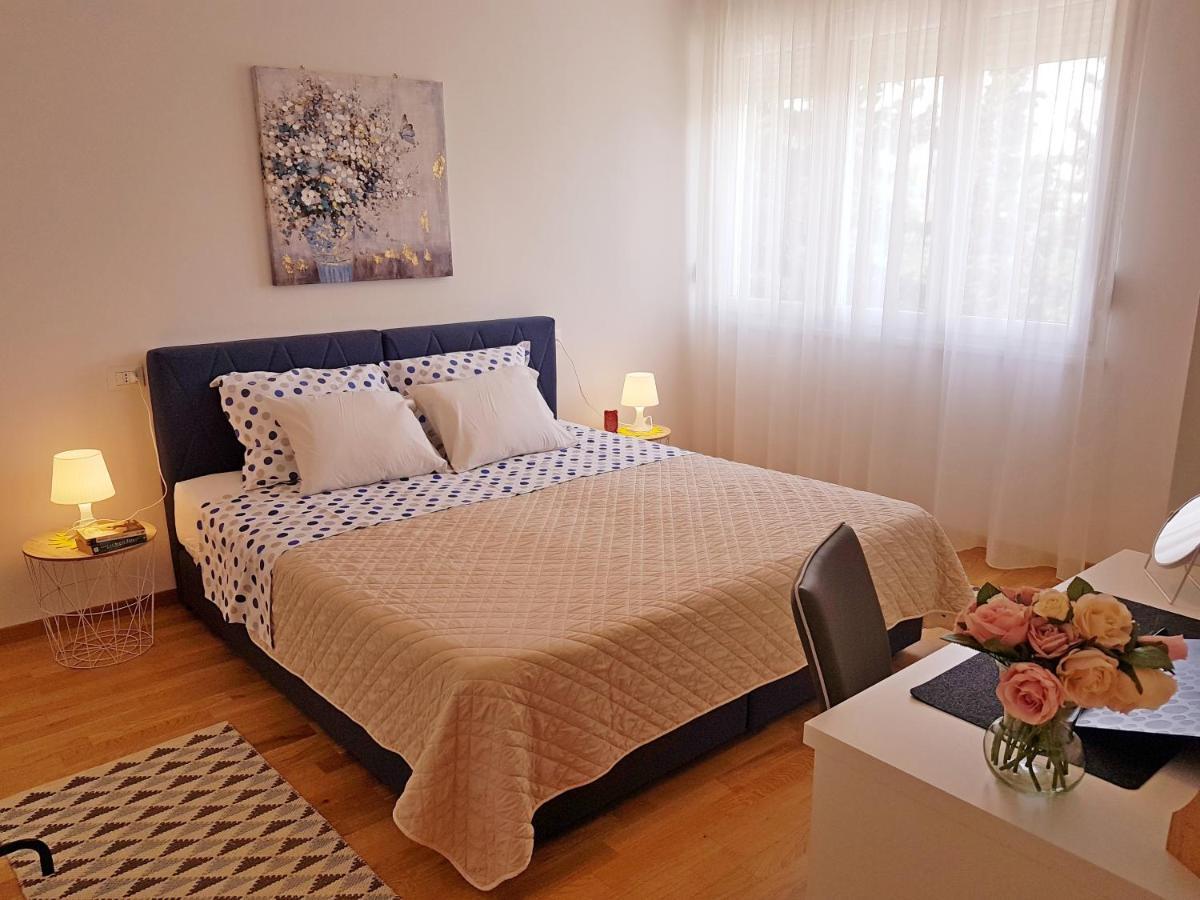 Apartment Rosie สปลิท ภายนอก รูปภาพ